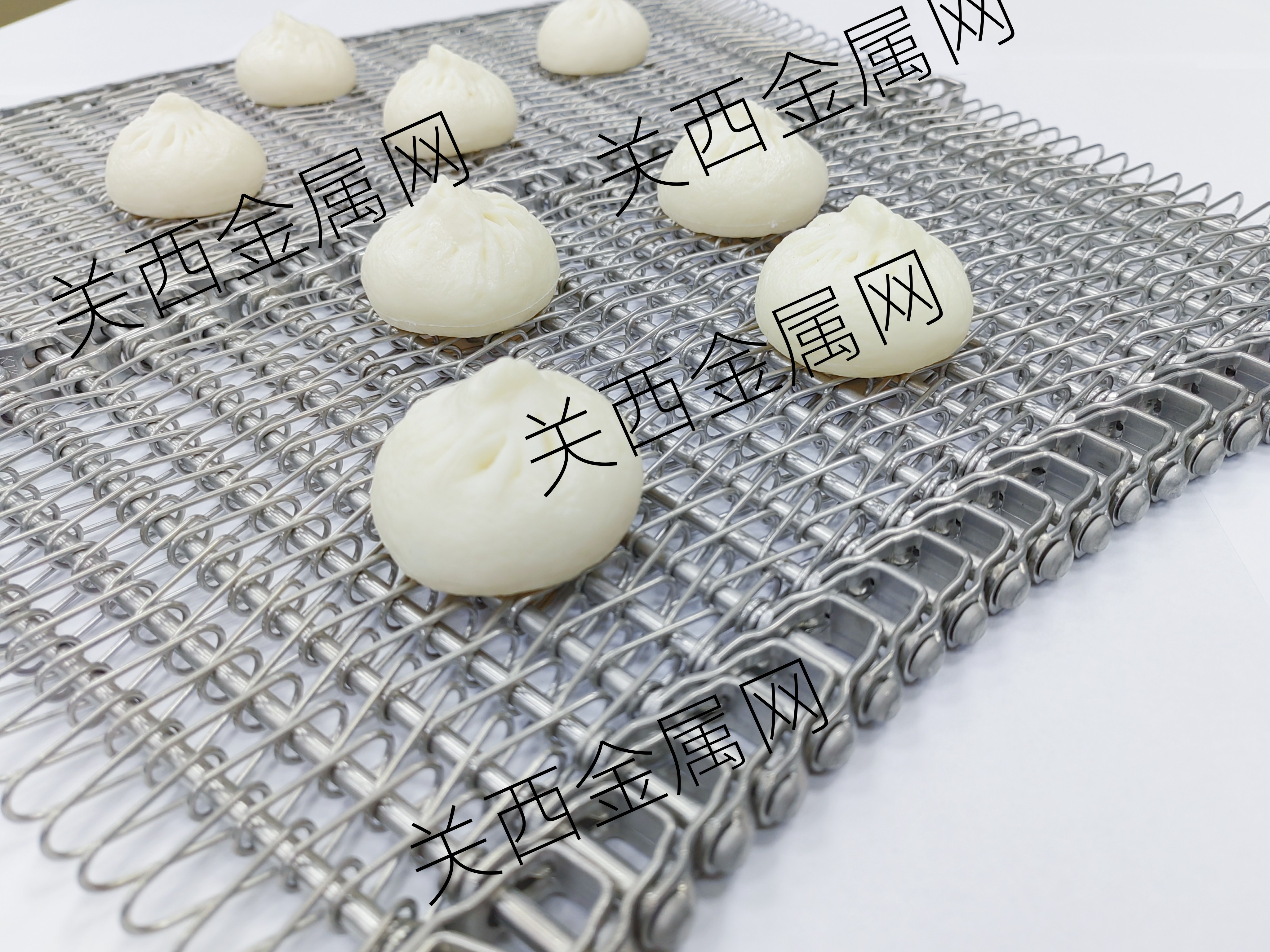 食品行業(yè)的客戶說：金屬網(wǎng)帶要有高精密度和高穩(wěn)定性？