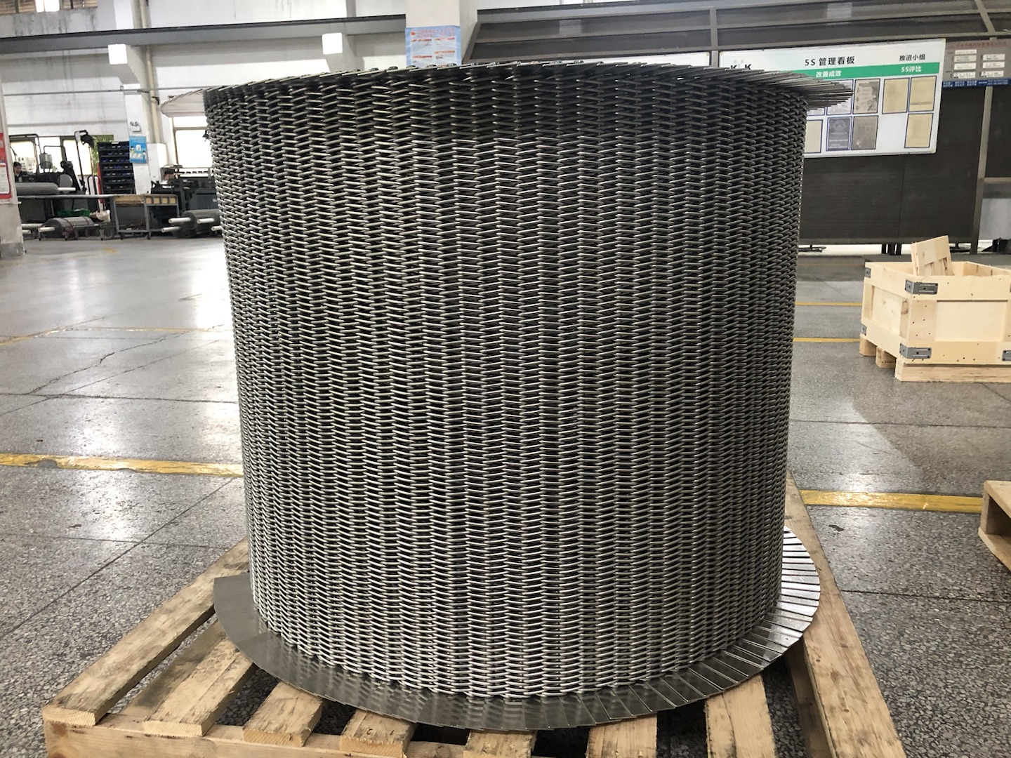 三種燒結爐網帶邊緣處理方式的優點詳解